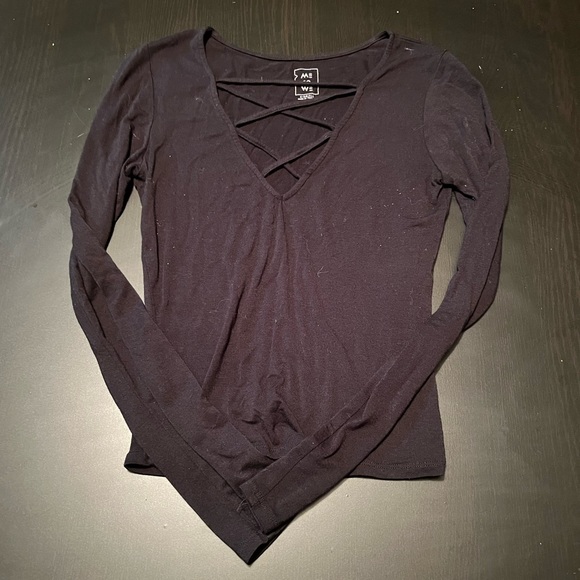 Me to We Tops - Black Long Sleeve Top with Criss Cross V Neck, Size XS